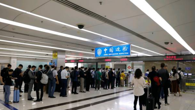 恢復(fù)通關(guān)半年，中山港客運(yùn)口岸超28萬人次出入境