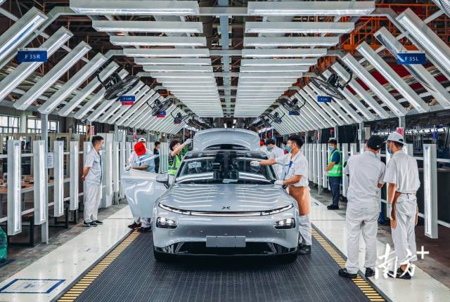 小鵬汽車肇慶生產(chǎn)線。王振宇 攝