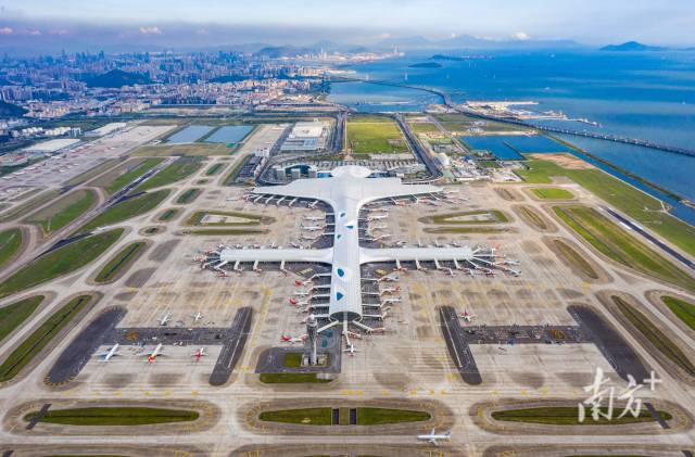 深圳寶安國際機場。