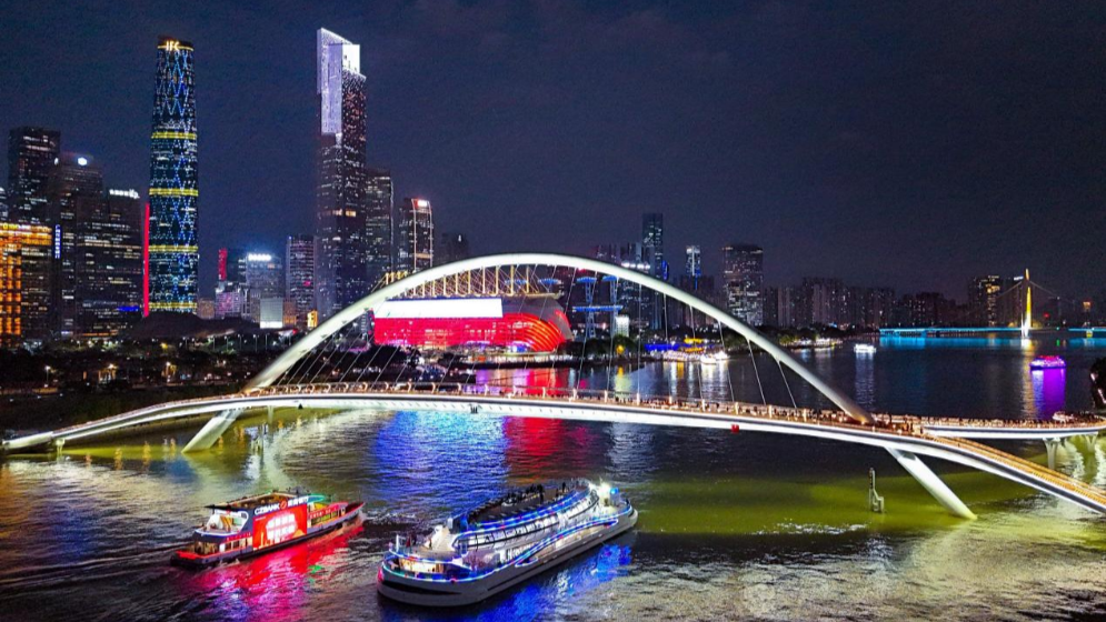 灣、玩、晚、萬(wàn)——帶你領(lǐng)略大灣區(qū)夜生活