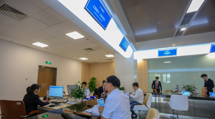 前海深港國際法務(wù)區(qū)已聚集各類機(jī)構(gòu)225家 吸引124名港澳籍律師執(zhí)業(yè)