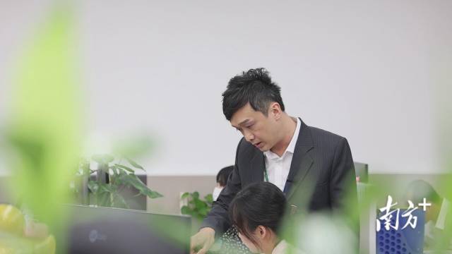 琴澳工作人員雙向交流學(xué)習(xí)，更好推動琴澳一體化發(fā)展。