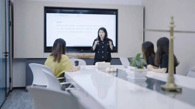 ▲和“差異”打交道，成為許冰的工作常態(tài)