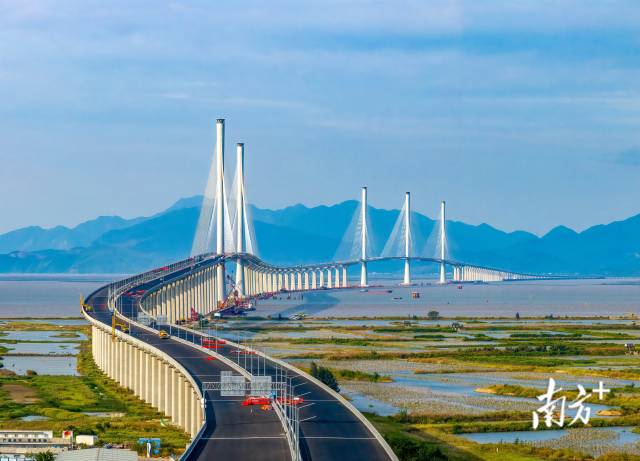 黃茅海跨海通道。