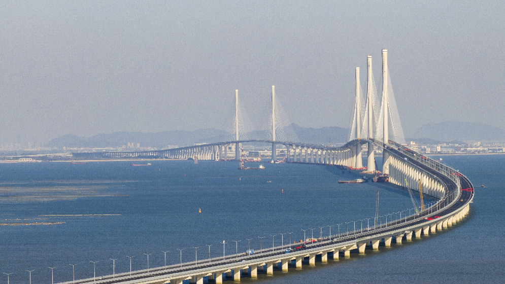 大灣區(qū)兩條最長跨海通道成功“連線”