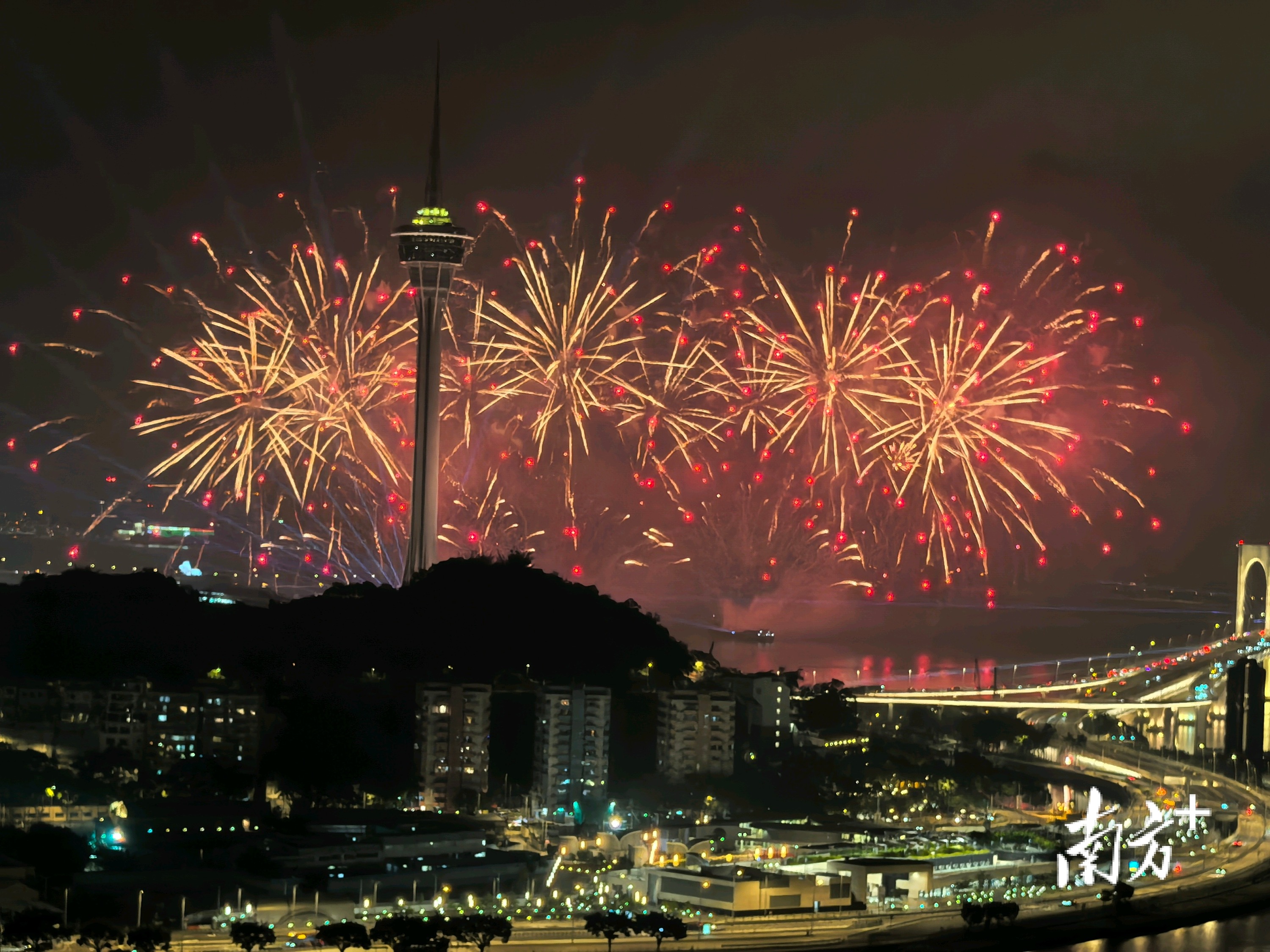 慶祝澳門特別行政區(qū)成立25周年煙花表演