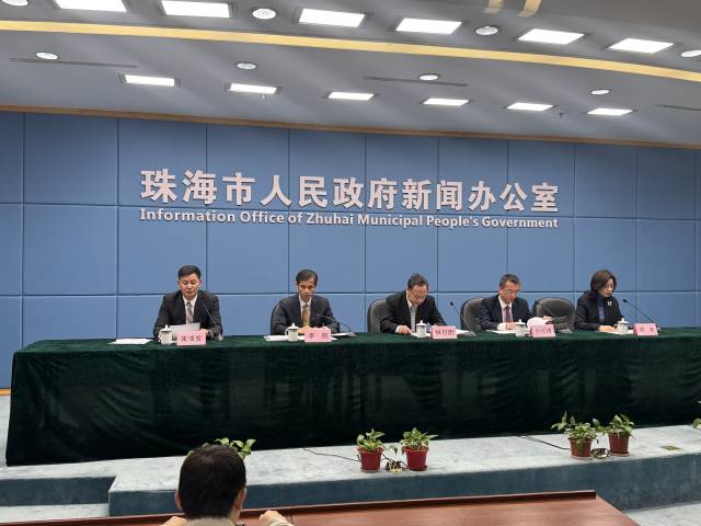 12月26日，珠海舉行出臺《珠海經(jīng)濟(jì)特區(qū)質(zhì)量創(chuàng)新發(fā)展條例》新聞發(fā)布會
