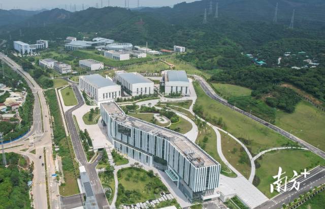 陳延偉： 升級“超級顯微鏡”，提升灣區(qū)科創(chuàng)吸引力 | 履職不停步