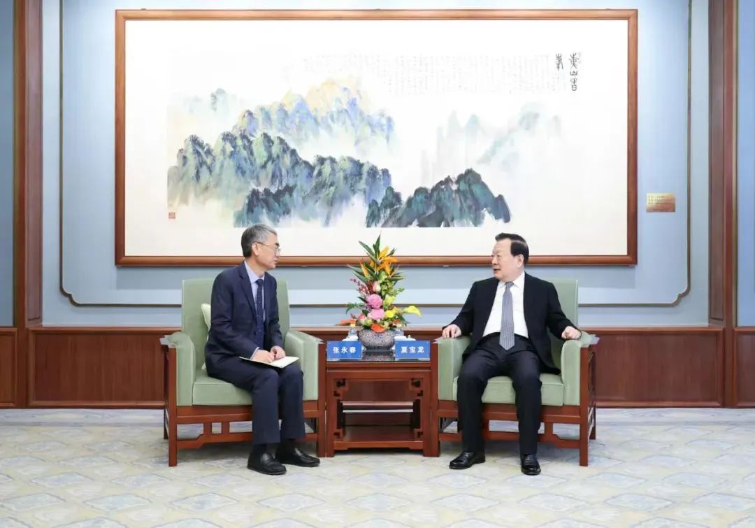 夏寶龍會見澳門特區(qū)政府行政法務(wù)司司長、橫琴粵澳深度合作區(qū)管理委員會常務(wù)副主任張永春一行