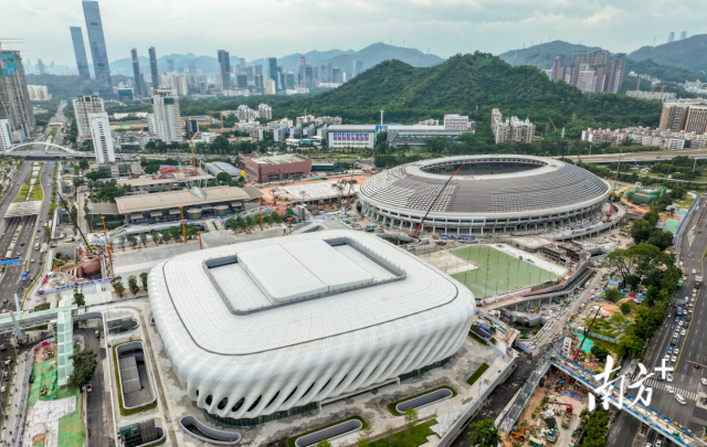 迎接“十五运”，深圳多个文体场馆升级“新皮肤”。南方+记者 朱洪波 摄
