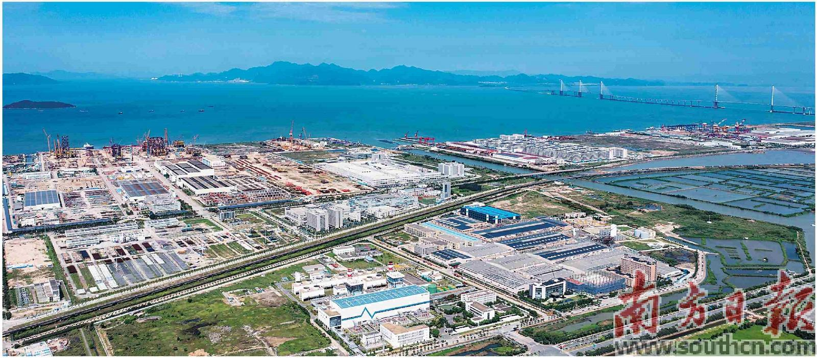 珠海經(jīng)開區(qū)以全市4%的土地，實現(xiàn)約1/4的規(guī)上工業(yè)總產(chǎn)值。關(guān)銘榮 攝