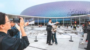 香港启德体育园盛大开幕 将承办十五运会四项赛事