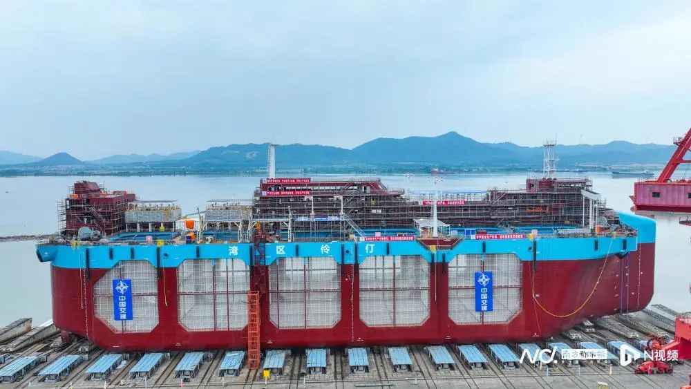 “湾区伶仃”号选用了高强钢作为建造主材料。图源：南方都市报