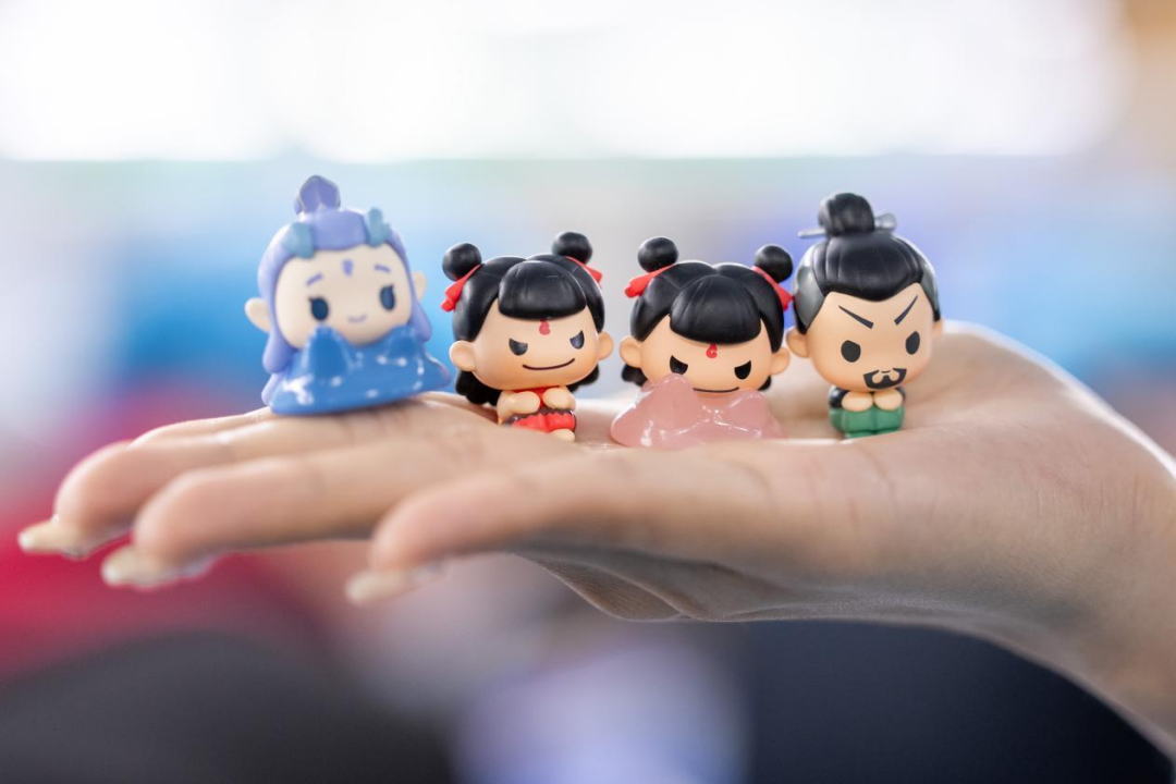 “排排坐mini系列”。